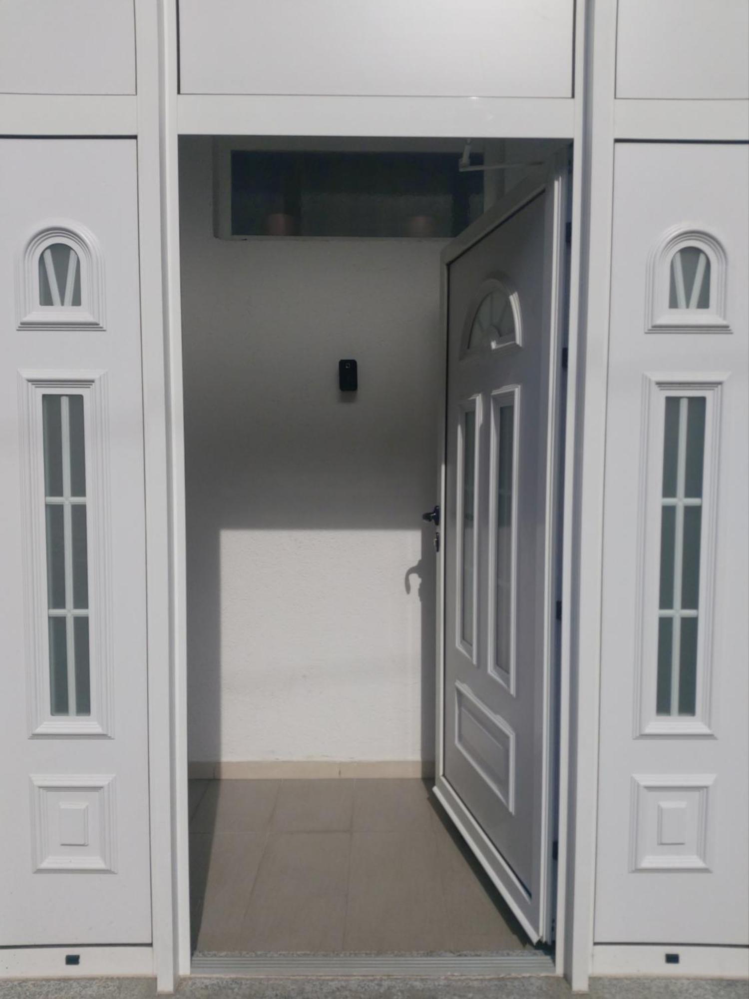 Zara Apartment With Terrace Near Old Town Mostar Bagian luar foto