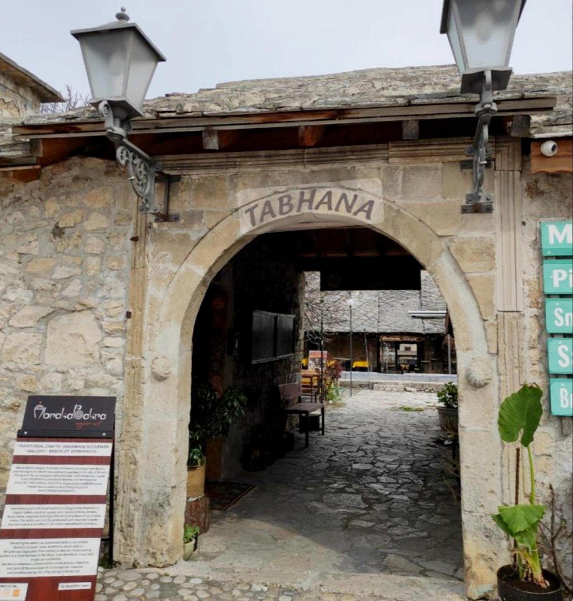 Zara Apartment With Terrace Near Old Town Mostar Bagian luar foto